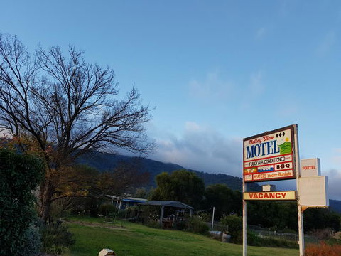 Valley View Motel - Holiday Cairns 0