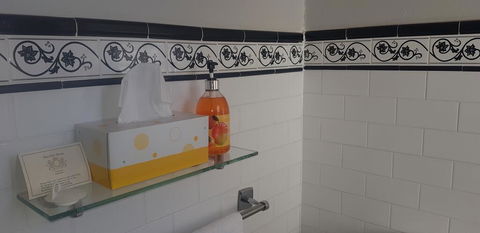 Verona Guest House - Holiday Cairns 0