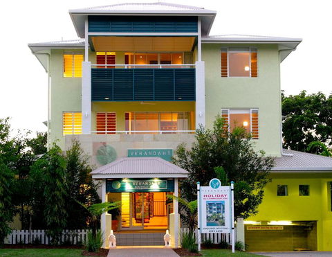 Verandahs Boutique Apartments - Holiday Cairns 0