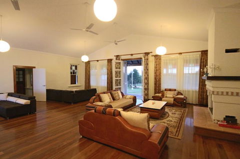 Verona House - Holiday Cairns 3