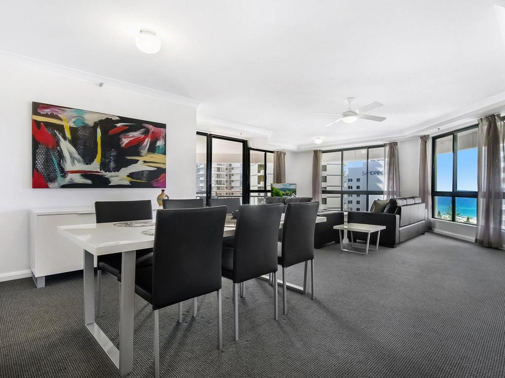Broadbeach QLD Holiday Cairns