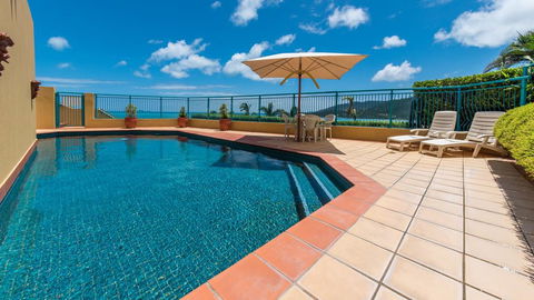 Views From Golden Orchid - Airlie Beach - Holiday Cairns 0