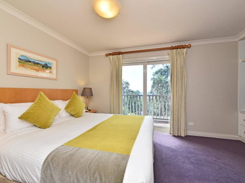 Villa 2br Vermentino Resort Condo Located Within Cypress Lakes Resort (nothing Is More Central) - Holiday Cairns 3