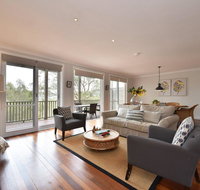 Villa 3br Tempranillo Resort Condo located within Cypress Lakes Resort nothing is more central - Holiday Cairns