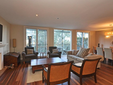 Villa 3br Vista Resort Condo Located Within Cypress Lakes Resort (nothing Is More Central) - Holiday Cairns 0