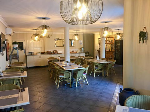 Villa Capri Motel - Holiday Cairns 2