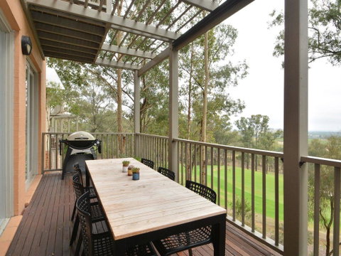 Villa Executive 2br Fiano Resort Condo Located Within Cypress Lakes Resort (nothing Is More Central) - Holiday Cairns 0