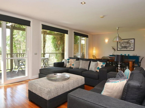 Villa Executive 2br Pokolbin Resort Condo Located Within Cypress Lakes Resort (nothing Is More Central) - Holiday Cairns 0