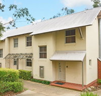 Villa Executive 2br Rose Resort Condo located within Cypress Lakes Resort nothing is more central - Holiday Cairns