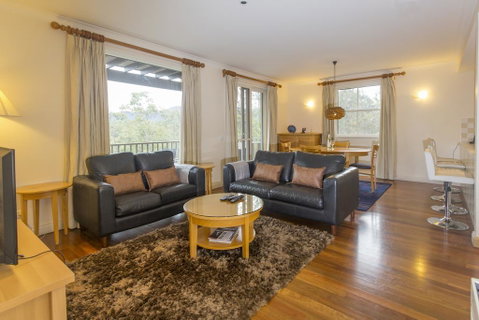 Villa Grenache - Holiday Cairns 0