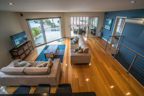 Villa Jasper Bay Of Fires - Holiday Cairns 1