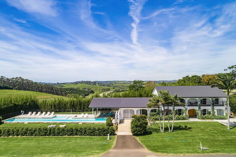 Villa St Helena - Holiday Cairns 2