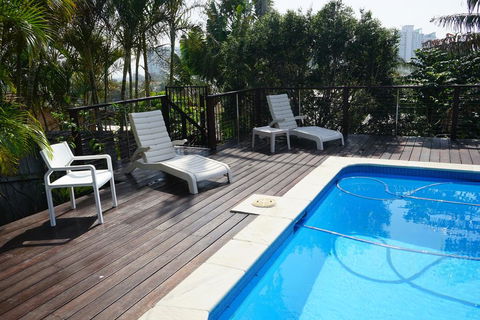 Villa With Views & Pool - Holiday Cairns 1