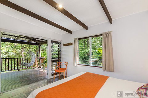 Villa Zena - Holiday Cairns 3