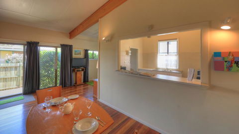 Village Stays Coldstream Gallery Apartment - Holiday Cairns 1