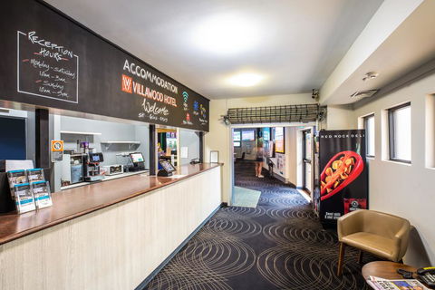 Villawood Hotel - Holiday Cairns 1