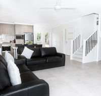 Wagga Apartments 5 - Holiday Cairns