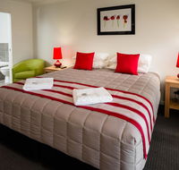 Wallsend Executive Apartments - Holiday Cairns