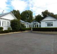 Walton House Bed  Breakfast - Holiday Cairns