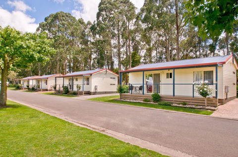 Warragul Gardens Holiday Park - Holiday Cairns 2