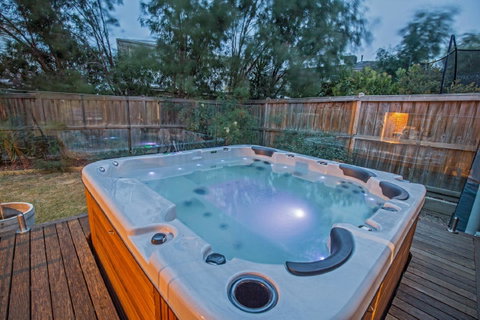 Nautical Rise Torquay - Holiday Cairns 21