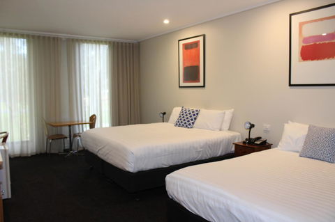 The Dingley Hotel - Holiday Cairns 33