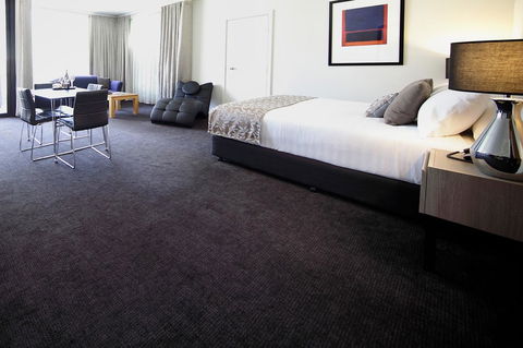 The Dingley Hotel - Holiday Cairns 21