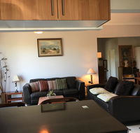 Hills Creek Holiday Home - Holiday Cairns