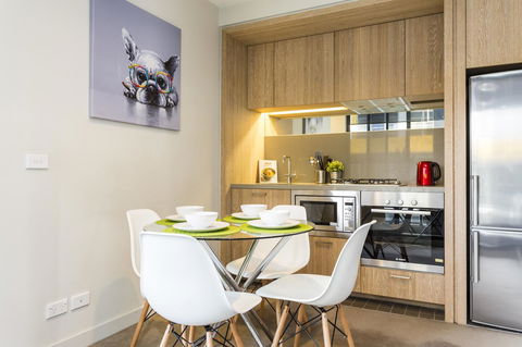 Complete Host 50 Claremont St Apartments - Holiday Cairns 14