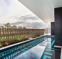 Complete Host 50 Claremont St Apartments - Holiday Cairns