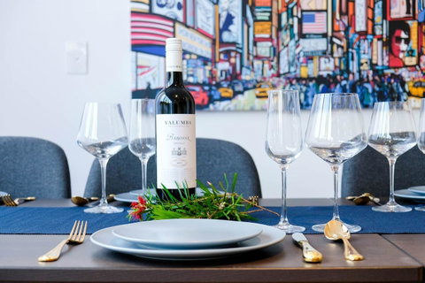 South Melbourne Short-stay Apartment - Holiday Cairns 10
