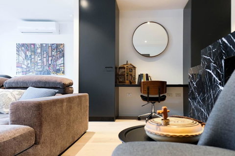 South Melbourne Short-stay Apartment - Holiday Cairns 12