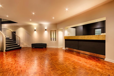 Crest On Barkly Serviced Apartments - Holiday Cairns 12