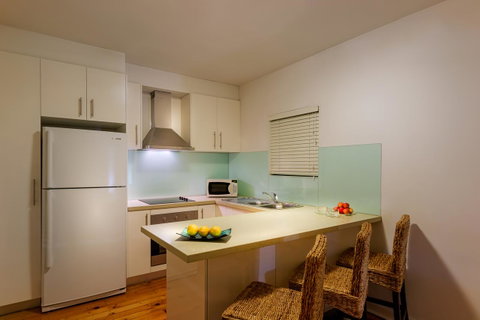 Crest On Barkly Serviced Apartments - Holiday Cairns 3
