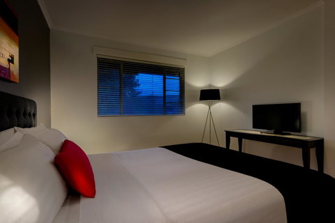 Crest On Barkly Serviced Apartments - Holiday Cairns 10