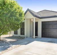 Black Lotus Townhouse - Holiday Cairns
