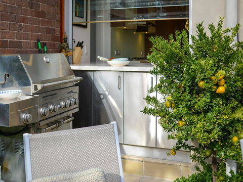 Boutique Stays - Maple On Kent - Holiday Cairns 22