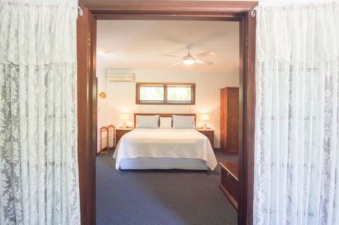 Debbie\'s Place - Holiday Cairns 40