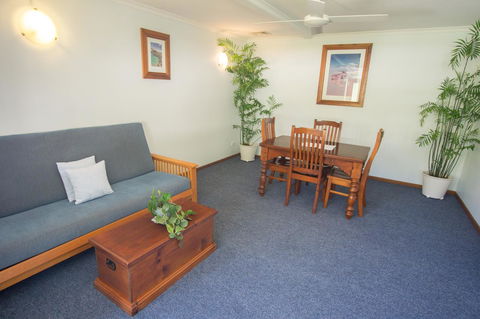Debbie\'s Place - Holiday Cairns 39