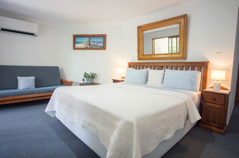Debbie\'s Place - Holiday Cairns 18