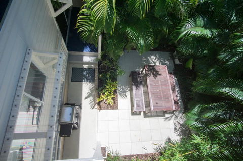 Debbie\'s Place - Holiday Cairns 25