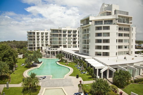 Ramada By Wyndham Marcoola Beach - Holiday Cairns 1