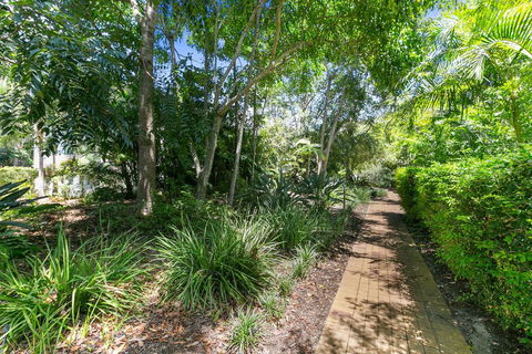 Coloured Sands - Rainbow Beach Resort - 5 Mins To Beach - Holiday Cairns 23