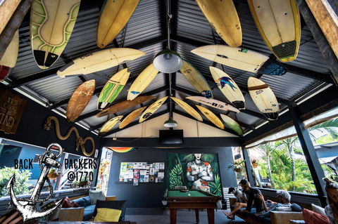 Backpackers At 1770 - Holiday Cairns 0