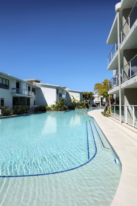 Sand Dunes Resort Accommodation - Holiday Cairns 2