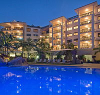 The Mirage Resort Alexandra Headland - Holiday Cairns