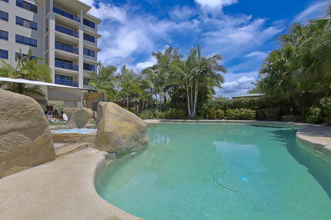 The Mirage Resort Alexandra Headland - Holiday Cairns 6