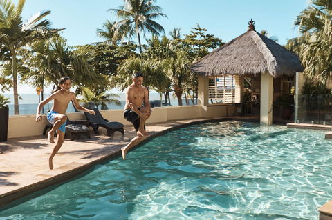 Sea Change Beachfront Apartments - Holiday Cairns 13