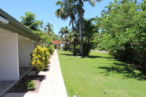 Amaroo On Mandalay, Magnetic Island - Holiday Cairns 37