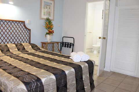 Amaroo On Mandalay, Magnetic Island - Holiday Cairns 18